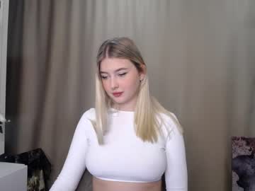 webcam girl cute18cute live cam image #5956395