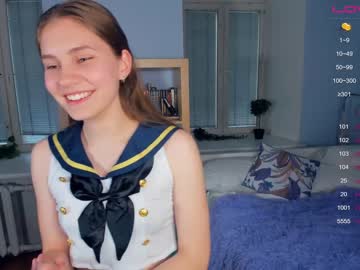 webcam girl youne_and_beautiful live cam image #4303511