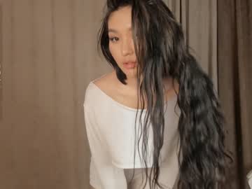 webcam girl loko_chi live cam image #3194662