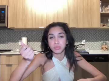 webcam girl anastasiapetitegirll live cam image #4228240