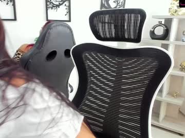 webcam couple emillybrowm live cam image #2269521