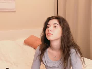 webcam girl katiebarfield live cam image #7114863