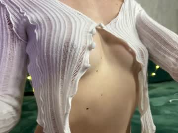 webcam girl elli_harmon live cam image #6490576