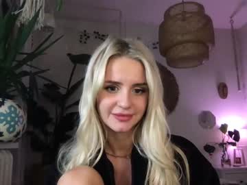 webcam girl stellababy111 live cam image #2912005