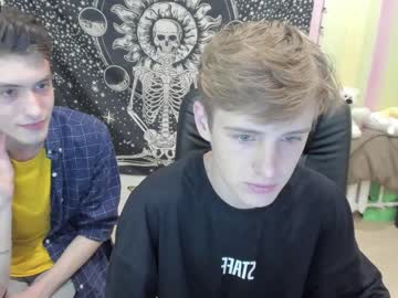 webcam man logancorvus live cam image #1885287
