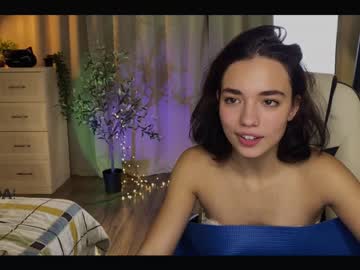webcam girl ella_flar_ live cam image #3375987