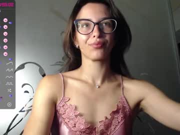 webcam girl water__lily live cam image #2136745
