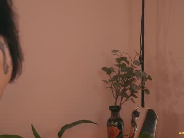 webcam girl ambientink live cam image #3154783
