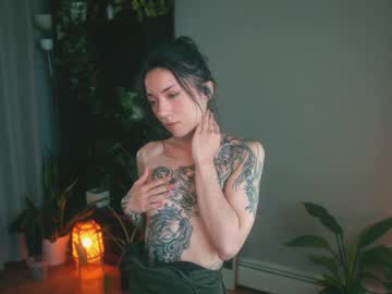 webcam girl ambientink live cam image #2603410