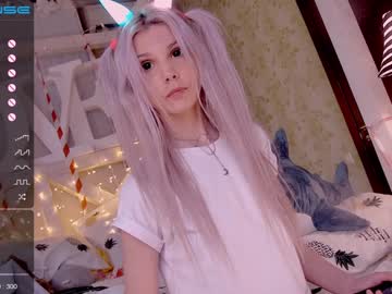 webcam girl careful_i_bite live cam image #1845470