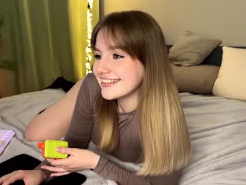 webcam girl cute_siberian_girl live cam image #3807887