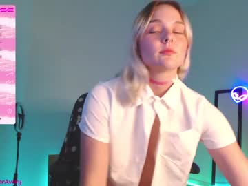 webcam girl petitebrat live cam image #4321662