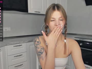 webcam girl sweet_idol live cam image #3313265