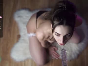 webcam girl angels_kiss live cam image #5796366