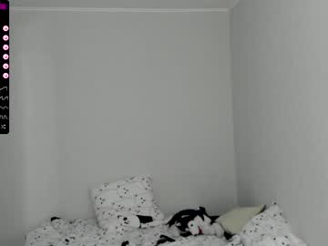 webcam girl golden_bag live cam image #4327516