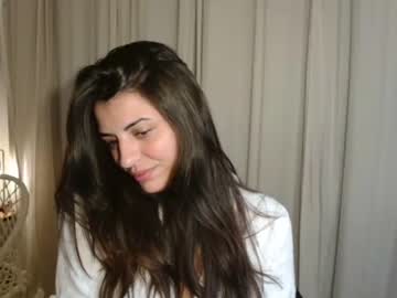 webcam girl mailifa live cam image #6248499
