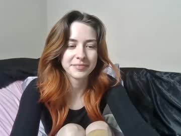 webcam girl milkywhiiite live cam image #2420624