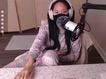 webcam girl alice_lee18 live cam image #6185407