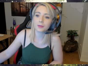 webcam girl kimilee22 live cam image #44663