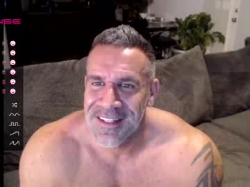 webcam man straightmuscleandmore live cam image #1016885
