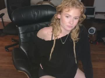 webcam girl pnkgf live cam image #7074972