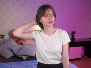 webcam girl judy_shake live cam image #7003708