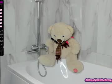 webcam girl your__voice live cam image #2443722