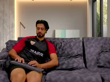 webcam man soccer_hot live cam image #5366915