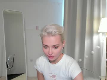 webcam couple tessa_wayne live cam image #2605551
