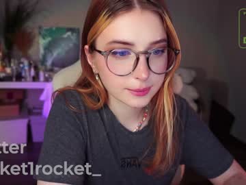 webcam girl pocketrocket_ live cam image #5847570
