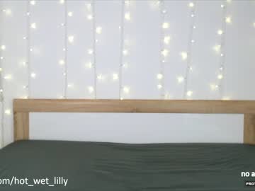 webcam girl hot_wet_lilly live cam image #359701