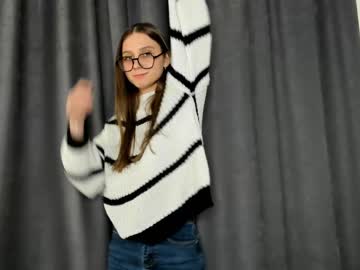 webcam girl knock_knocks live cam image #6347637