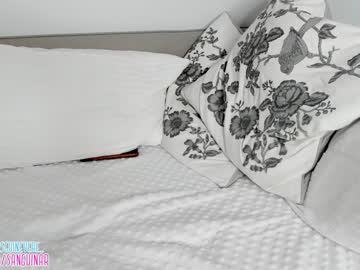 webcam girl ms_guinevere live cam image #49917