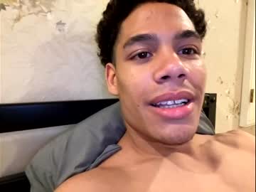webcam man theboyuneed live cam image #1836564