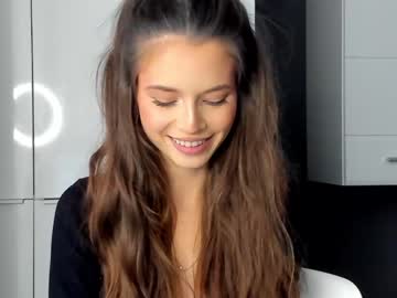 webcam girl isia_slay live cam image #3336695