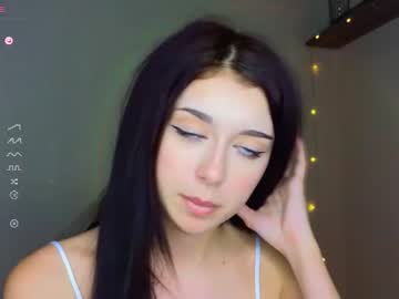 webcam girl minirini live cam image #5451999