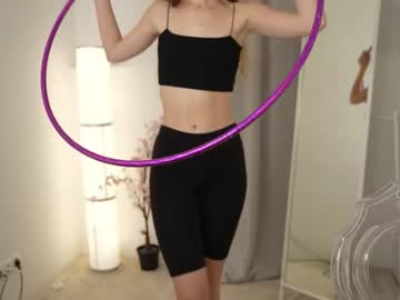webcam girl charming_luna live cam image #5994838
