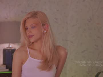 webcam girl _2strangers live cam image #2509901