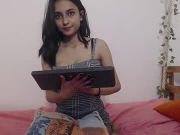 webcam girl cleo_campbell live cam image #2694874