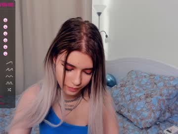 webcam girl elfas_cute live cam image #4866590