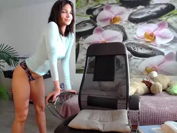 webcam girl jennycutey live cam image #6251434