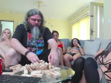 webcam couple cheeseburgerjesus live cam image #841021