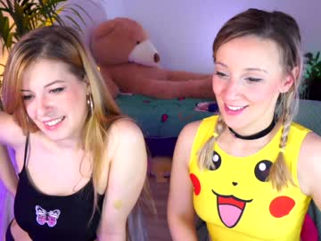 webcam girl juicyandthepussyblvd live cam image #1510887