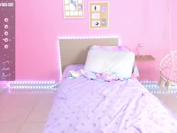 webcam girl little_effy18 live cam image #3118682
