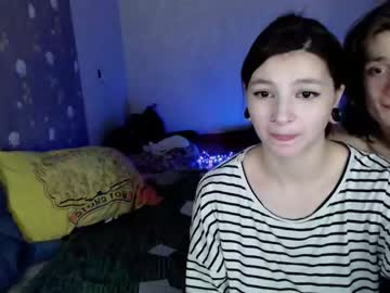 webcam couple _pepe_the_frog_ live cam image #3667165