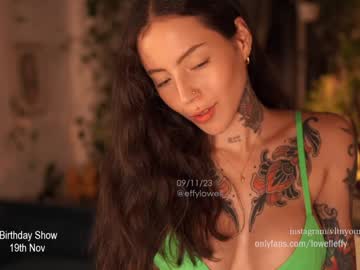 webcam girl effylowell_ live cam image #5704000