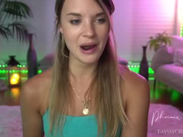 webcam girl phoenix_taylor live cam image #2151571