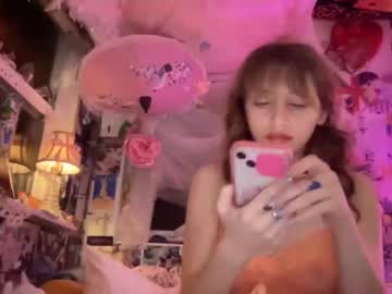 webcam girl princessjeaniedoll live cam image #3571285