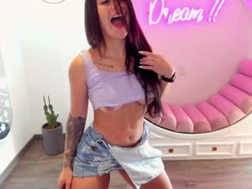 webcam girl ashlyeroberts1 live cam image #1896044