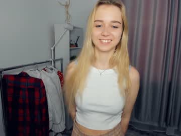 webcam girl fresh_cherries live cam image #5338277